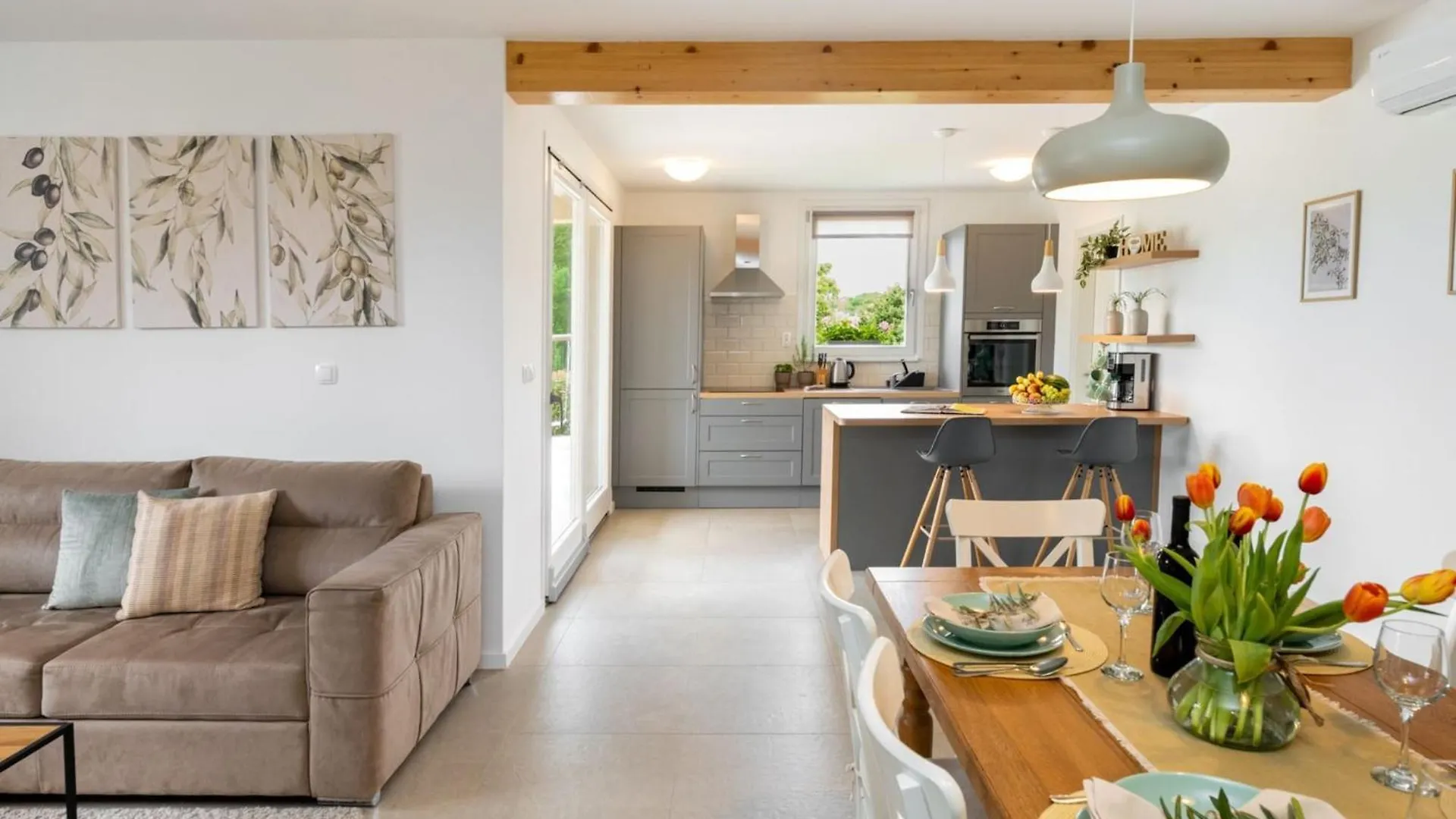 Holiday Home Milevoj - Three Bedroom Holiday Home Labin  Labin (Istria)