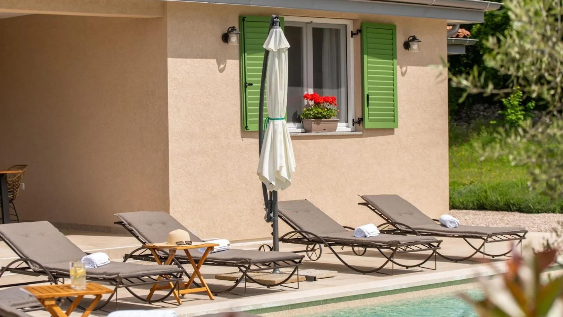 Holiday Home Milevoj - Three Bedroom Holiday Home Labin